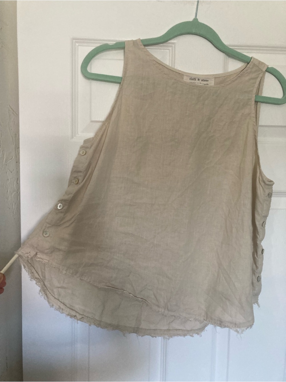 Cloth & Stone Cream Linen Button-Side Sleeveless Top, Size Medium